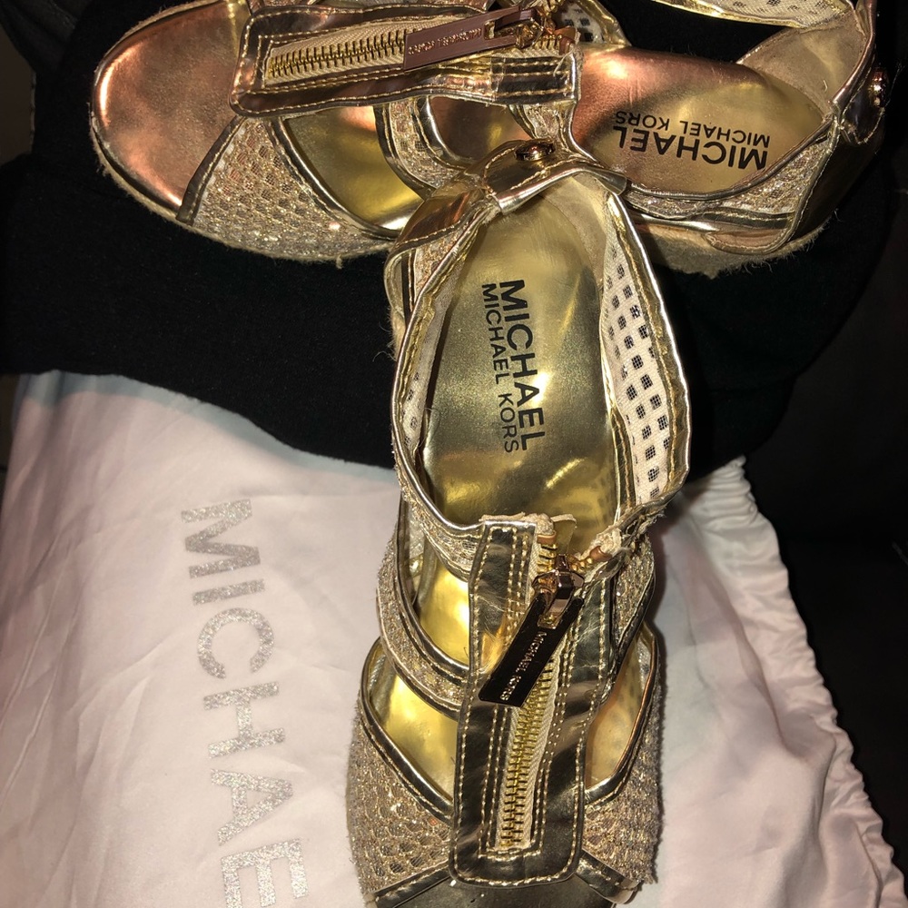 Sandals - Picture 3 of 6